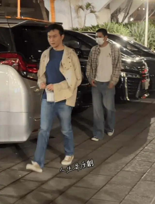 张慕童低调生活状态
