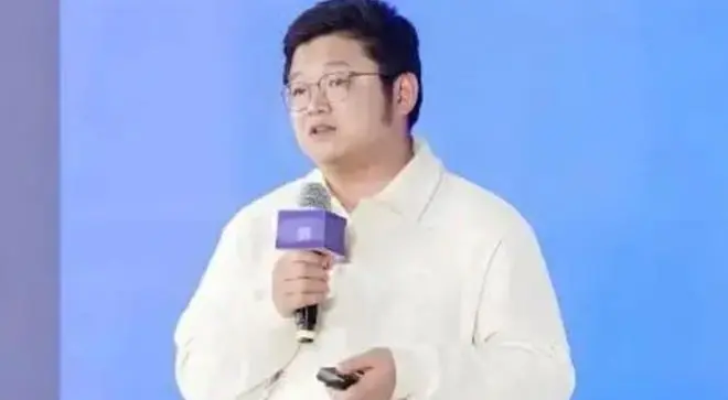 周畅